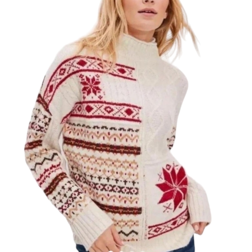 American Eagle Women' Sweater Cream & Black Pullover